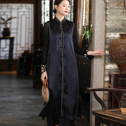 上海旗袍厂KDS-2197冬季新款马夹外套民族风女装立领无袖复古绣花连衣裙 商品图1