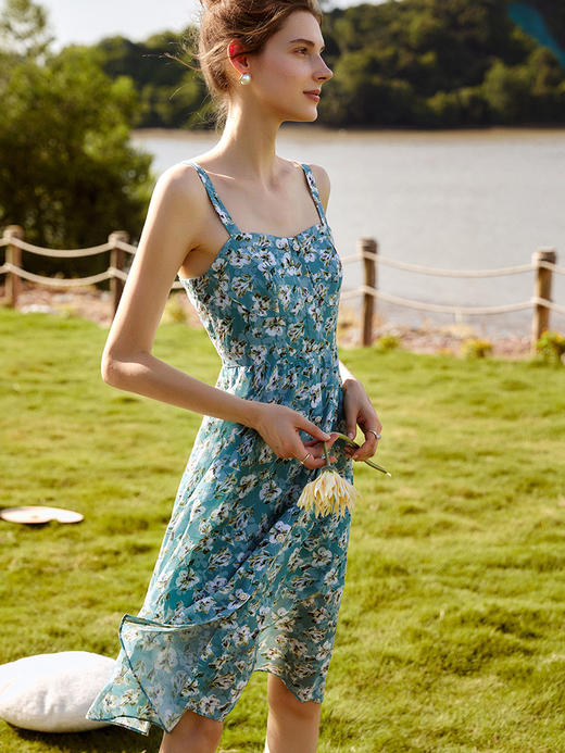 欧芮儿吊带连衣裙女新款2021收腰显瘦休闲法式薄款无袖背心裙 商品图1