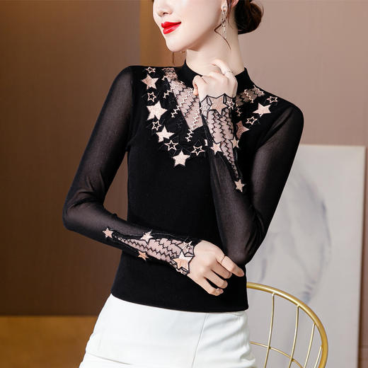 KQL  705G1706新款修身显瘦大码半高领蕾丝长袖网纱T恤 商品图1