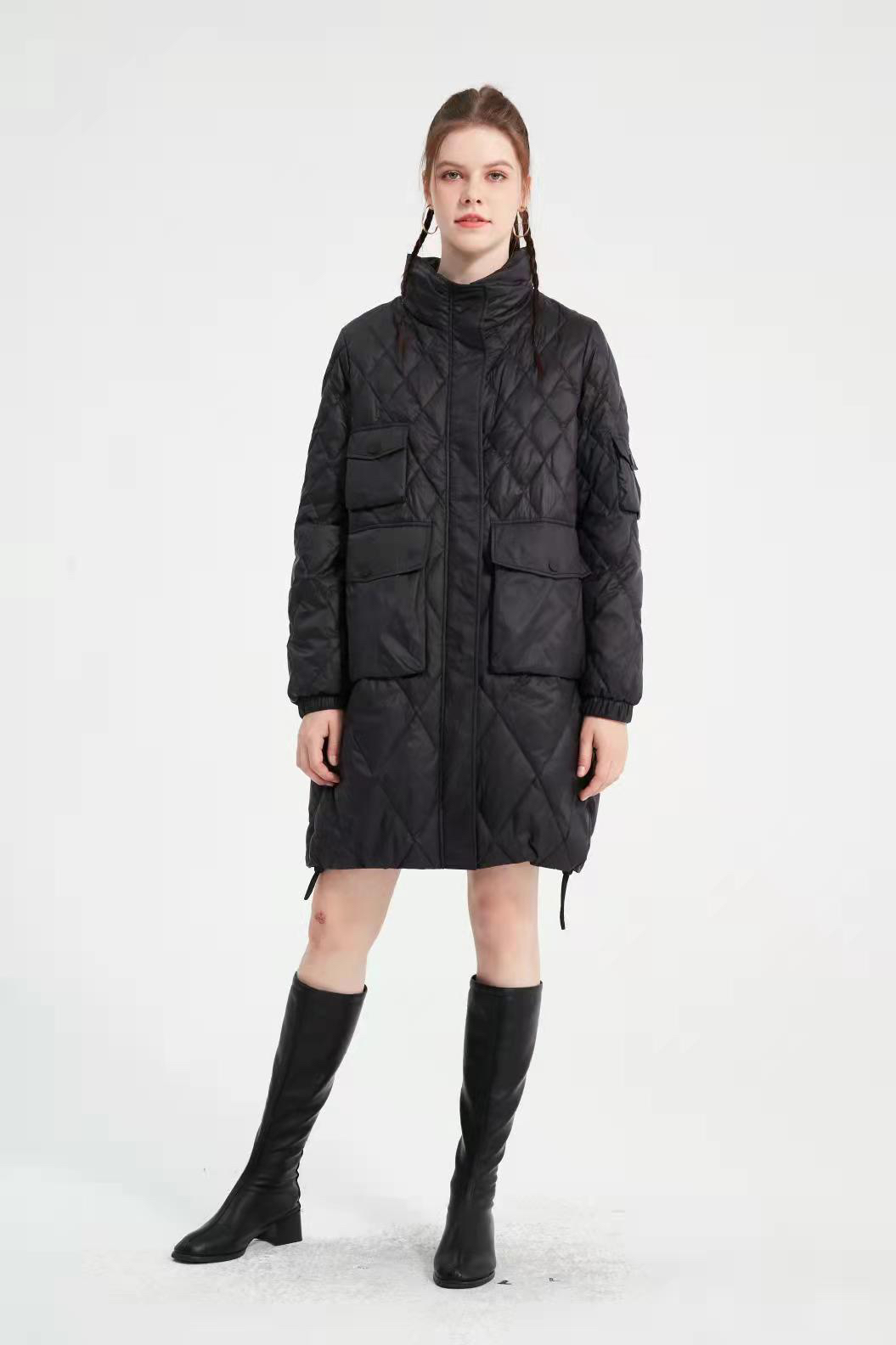 水淼2021冬新品立体口袋简约时尚显瘦羽绒服3234