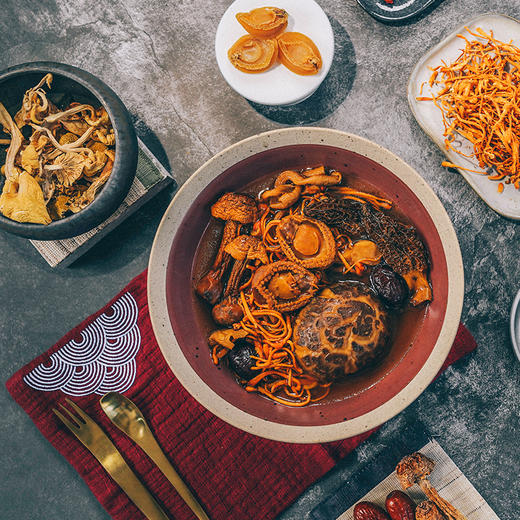 【已下架】春回盏 虫草花姬松茸鲍鱼/虎奶菌花菇响螺/五黑瑶柱响螺汤包*3包 [福利品] 商品图2