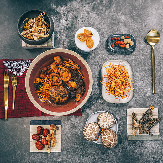 【已下架】春回盏 虫草花姬松茸鲍鱼/虎奶菌花菇响螺/五黑瑶柱响螺汤包*3包 [福利品] 商品图9