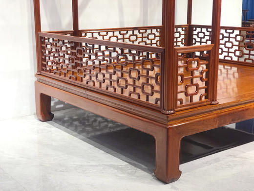 红桥红  家具严选  缅甸花梨（大果紫檀）【八柱十字海棠纹 明式架子床】 商品图3