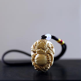 狮子挂件° 黄杨木