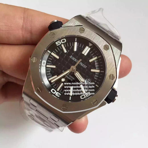 JF精品 V7版本钢带款出货 AP 爱彼皇家橡树离岸型15710系列，经过多道工序的打磨和磨砂处理，终把AP特有的八角型表圈表达出棱角分明的线条 商品图5
