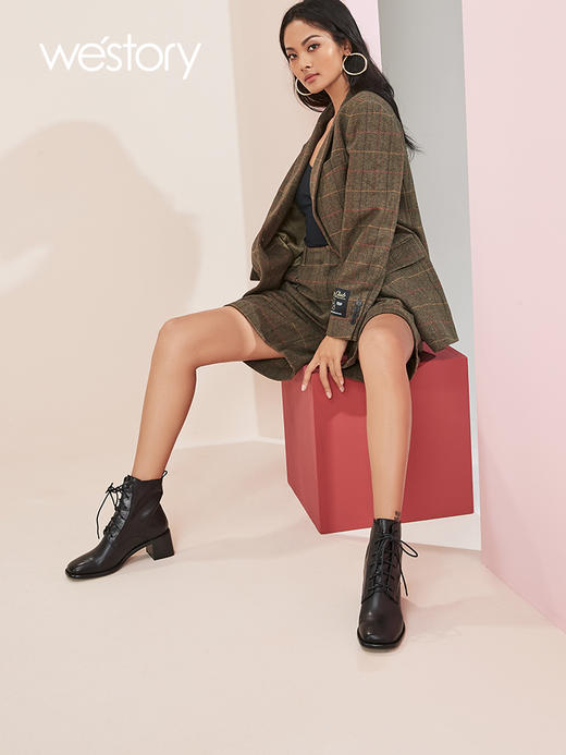 westory秋季新款女英伦风真皮高帮马丁靴时尚短靴女W20DS80001 商品图1