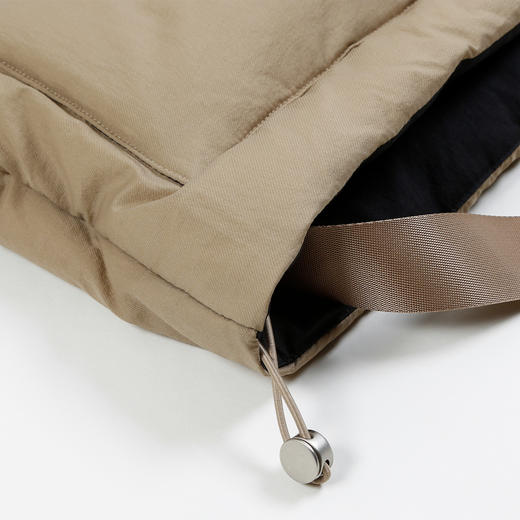 METTE2021年冬季女士90白鹅绒短款羽绒服宽松直筒双面穿加厚外套 商品图6