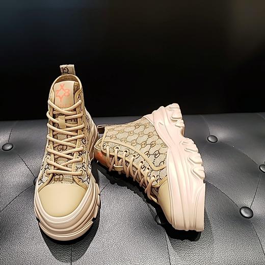 LFGJ 12106 牛皮织物拼接厚底超轻印花短靴 商品图2