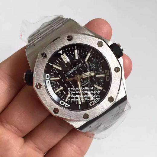 JF精品 V7版本钢带款出货 AP 爱彼皇家橡树离岸型15710系列，经过多道工序的打磨和磨砂处理，终把AP特有的八角型表圈表达出棱角分明的线条 商品图8