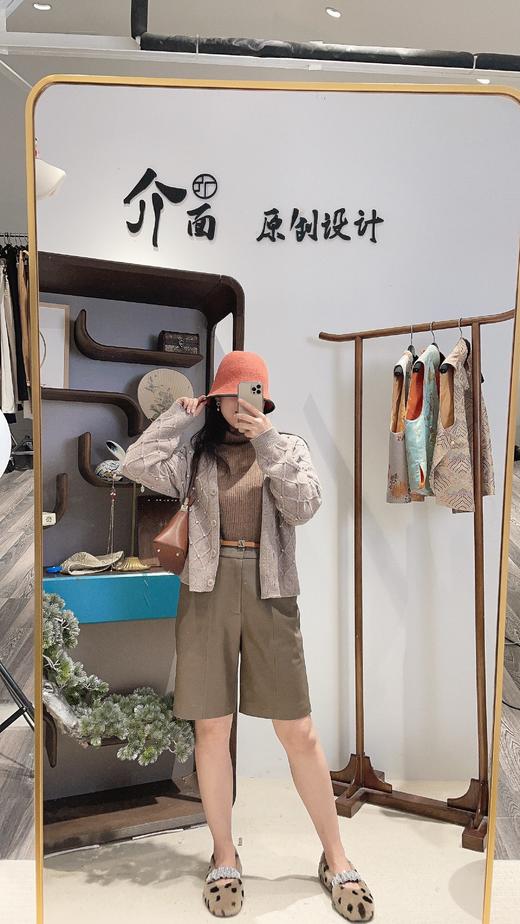 玛丽珍+水钻羊羔毛鞋丨blingbling水钻松紧带穿脱方便 一体式羊羔毛设计 保暖又实用 可爱软萌的设计师定制款 羊羔毛平底鞋 适合这个寒冷的秋冬 商品图13