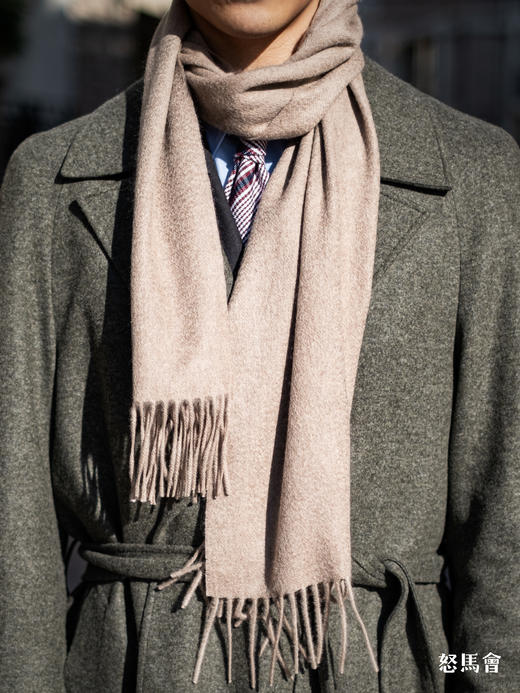 阿拉善白绒纯山羊绒水波纹沉香色围巾 商品图4