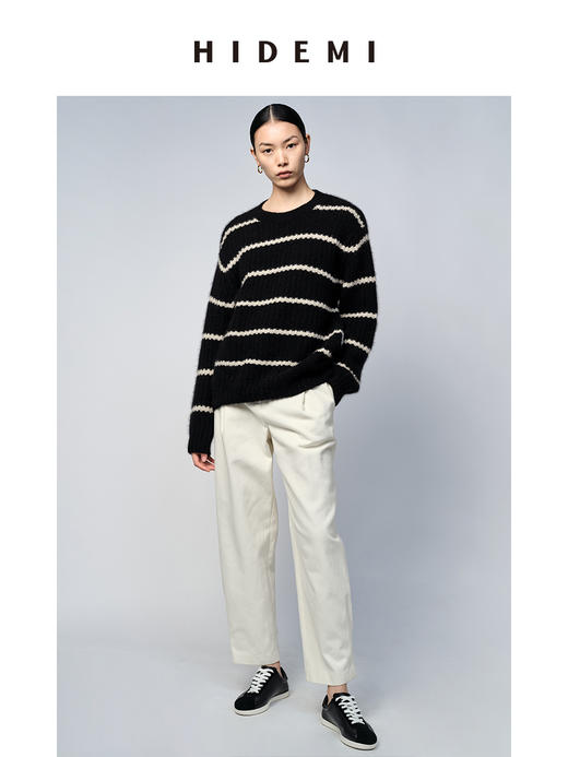 HIDEMI 简约脚口可调节扣襻微茧型斜纹厚款九分裤/ 乳白色/黑色 商品图3