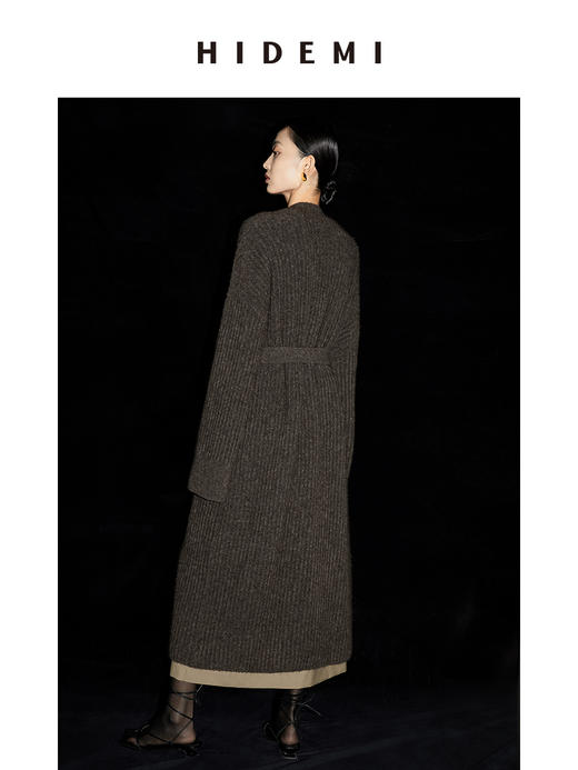 HIDEMI 摩卡棕骆马毛粗针加厚款浴袍式针织毛衣大衣/腰带式 商品图6