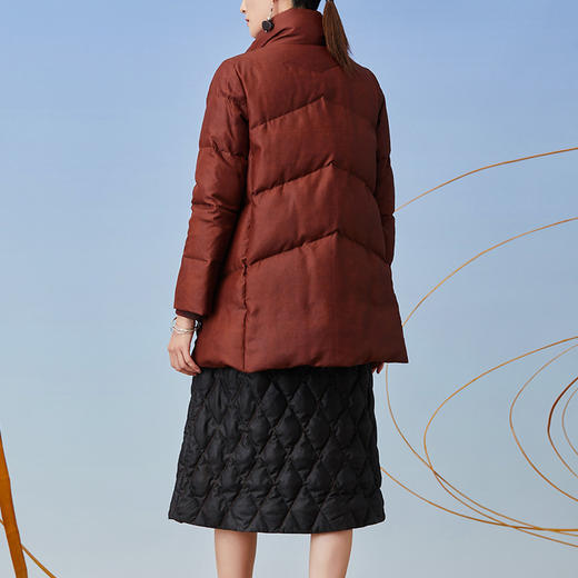 TANGY Collection/天意精品2021年秋冬新品植物染（鹅绒）羽绒服 商品图2