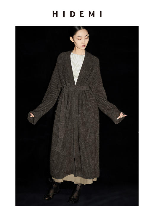 HIDEMI 摩卡棕骆马毛粗针加厚款浴袍式针织毛衣大衣/腰带式 商品图5