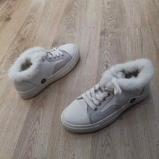 微瑕疵轻微色差，bb402冬季牛皮绒里板鞋兔毛边女棉鞋 商品图11