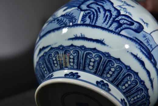 涂杏花：青花石竹芭蕉纹玉壶春瓶 商品图5