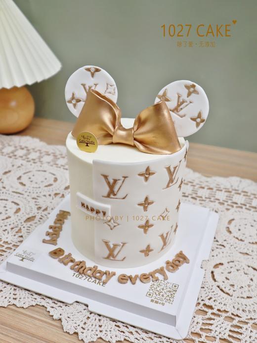 1027CAKE | 奢侈品LV   蝴蝶结 LV礼物盒 翻糖装饰蛋糕 商品图2