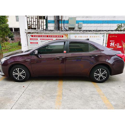 丰田 雷凌 双擎 1.8H GS E-CVT 精英天窗版【月租-深圳】 商品图4
