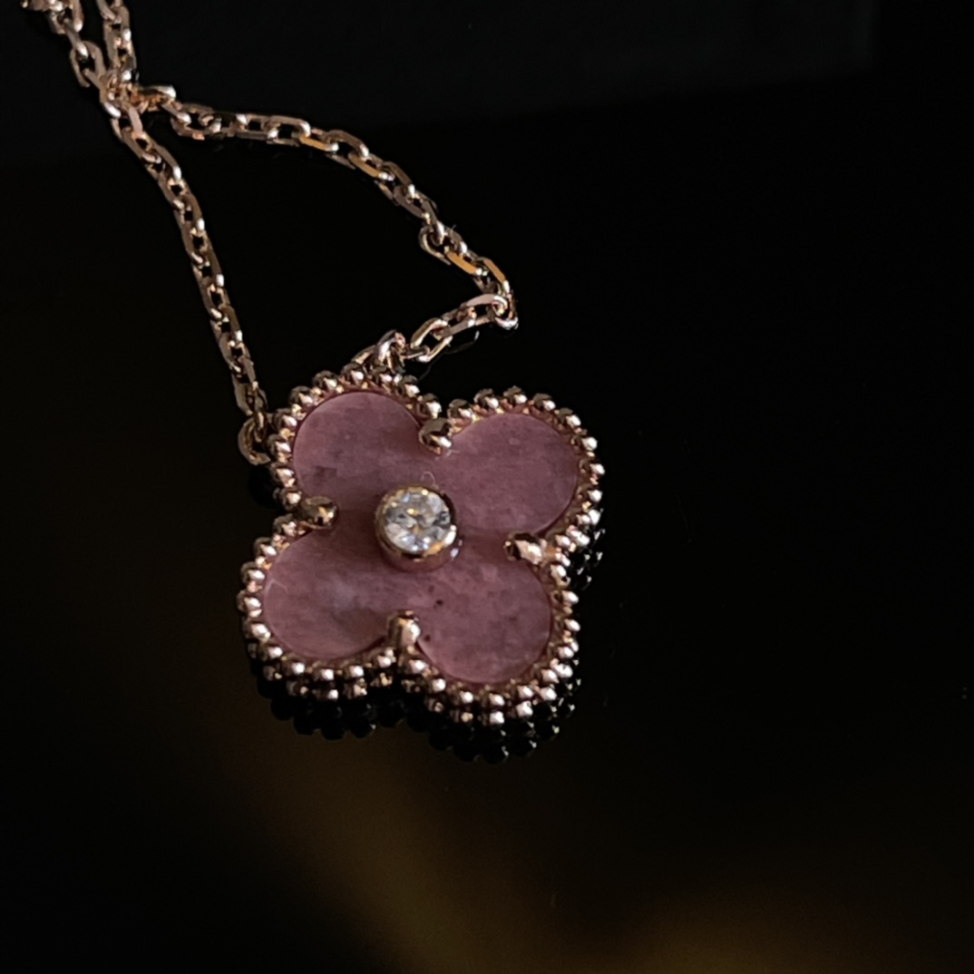 vca梵克雅宝圣诞限量版樱花粉94四叶草项链