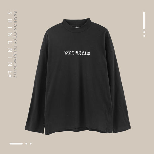 P97901120变形字母印花中领长袖T恤 商品图0