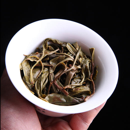 吉顺号《头波早春》景迈山大树普洱生茶饼357g/饼 商品图4