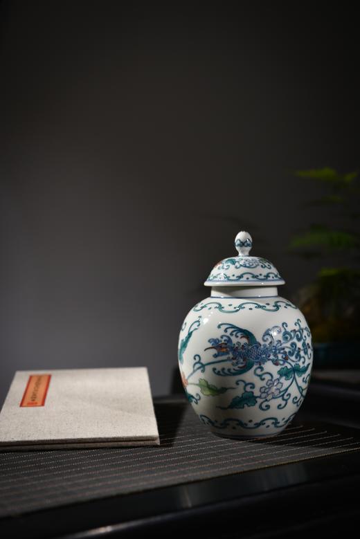 斗彩凤穿牡丹纹盖罐 商品图0