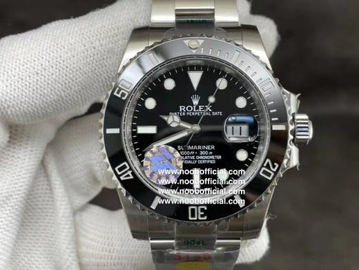 🔹ZF劳力士 🔹水鬼 精彩细节详解分析：️1️⃣接近原装的蜜蜡色夜明珠， 圈口与玻璃间的缝隙2️⃣接近原装的绿色陶瓷外圈，色差还原98% 商品图14