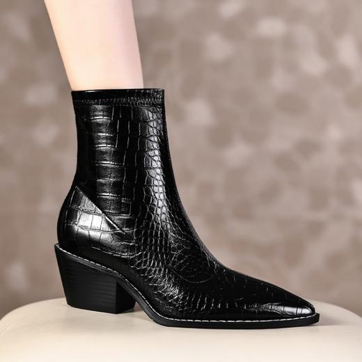 TJXY-XF8316C    秋季新款鳄鱼纹尖头粗跟中跟靴侧拉链时尚短筒气质百搭时装靴 商品图7