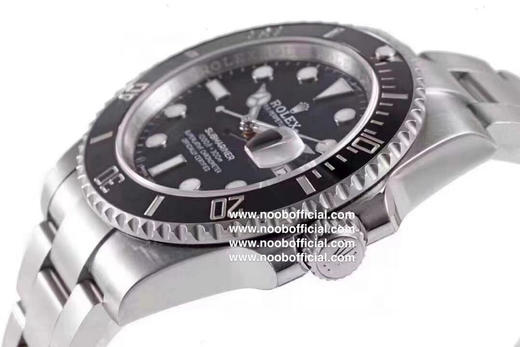 🔹ZF劳力士 🔹水鬼 精彩细节详解分析：️1️⃣接近原装的蜜蜡色夜明珠， 圈口与玻璃间的缝隙2️⃣接近原装的绿色陶瓷外圈，色差还原98% 商品图5