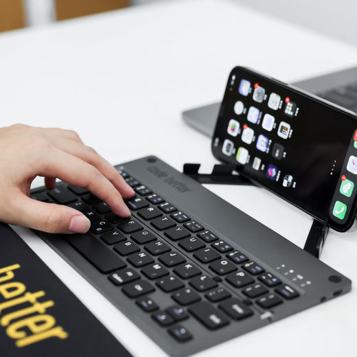1024系列蓝牙可折叠键盘 商品图1