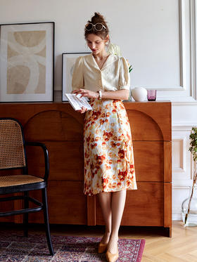 欧芮儿杏色衬衫女2021新宽松显瘦时尚蕾丝花边泡泡袖V领小衫