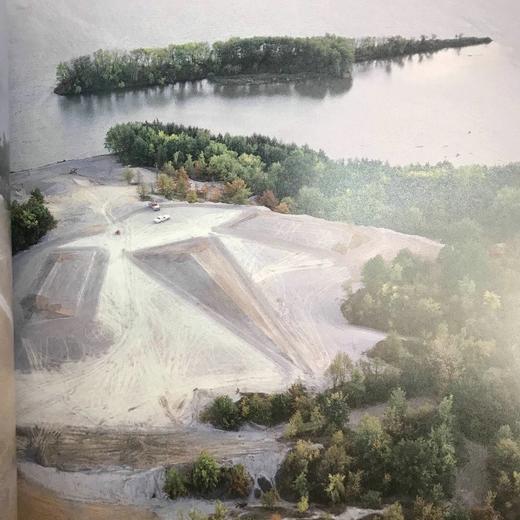 迈克尔·海泽艺术图集 154幅插图（72幅彩色） 精装16开 商品图7