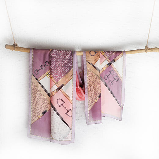 DA*S韩系时尚前为摩登风格小清新百搭桑蚕丝围巾 WXWD170 01R 商品图4