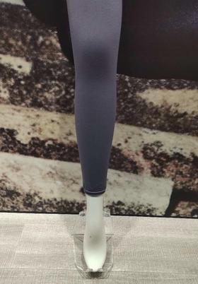 Wolford 14473天鹅绒抓绒九分裤150D