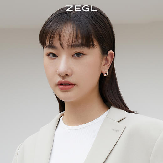 ZEGL人造珍珠耳环女轻奢高级感耳钉925银针秋冬耳饰 商品图1