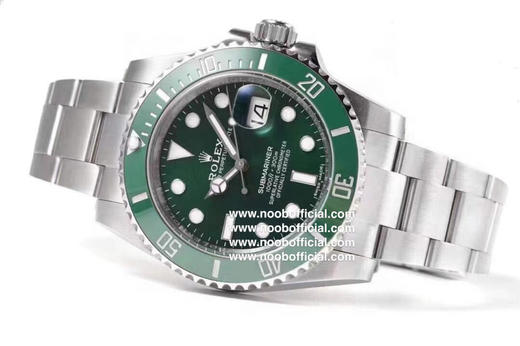 🔹ZF劳力士 🔹水鬼 精彩细节详解分析：️1️⃣接近原装的蜜蜡色夜明珠， 圈口与玻璃间的缝隙2️⃣接近原装的绿色陶瓷外圈，色差还原98% 商品图11