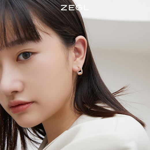 ZEGL人造珍珠耳环女轻奢高级感耳钉925银针秋冬耳饰 商品图2