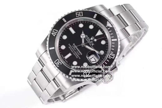 🔹ZF劳力士 🔹水鬼 精彩细节详解分析：️1️⃣接近原装的蜜蜡色夜明珠， 圈口与玻璃间的缝隙2️⃣接近原装的绿色陶瓷外圈，色差还原98% 商品图3