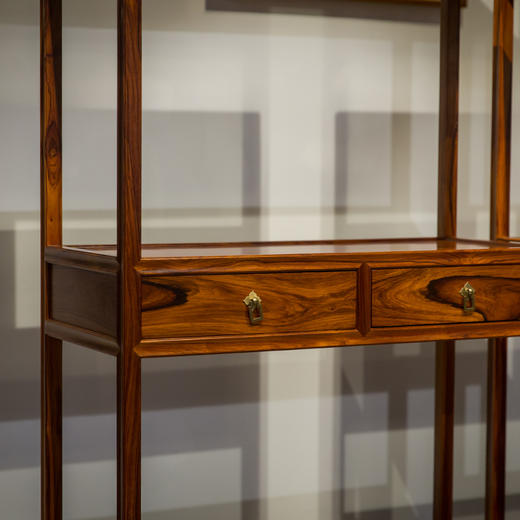 红木全敞式三层带屉架格（一对） 商品图4