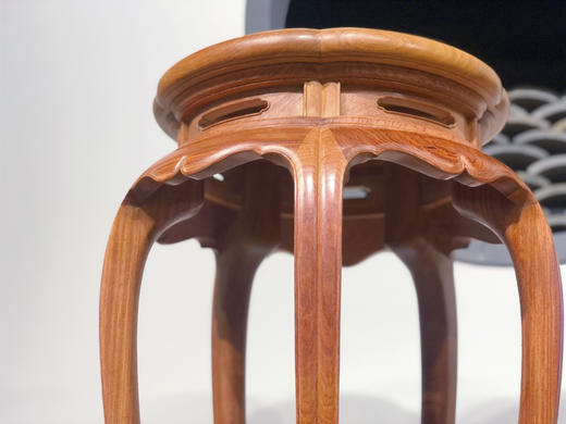 红桥红  家具严选  缅甸花梨（大果紫檀）【106五腿梅花式香几】 商品图5