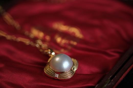 18K 四瓣花马贝珠挂坠 商品图1