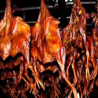 万州龙驹山地芦花腊王鸡 整只 约1.2斤左右 包邮 商品图0