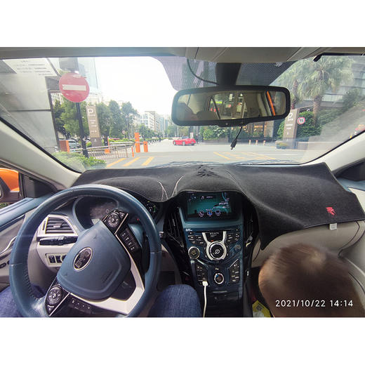 比亚迪 秦新能源 1.5L 尊贵型 【月租-深圳】 商品图4