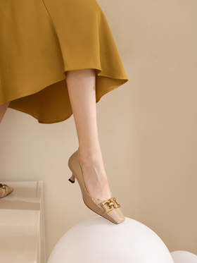 westory女鞋2021秋季新款优雅气质通勤百搭浅口单鞋S21CE34421