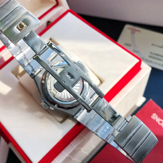 OMEGA欧米茄星座系列双历款 男士腕表
机芯：进口西铁城 商品图8