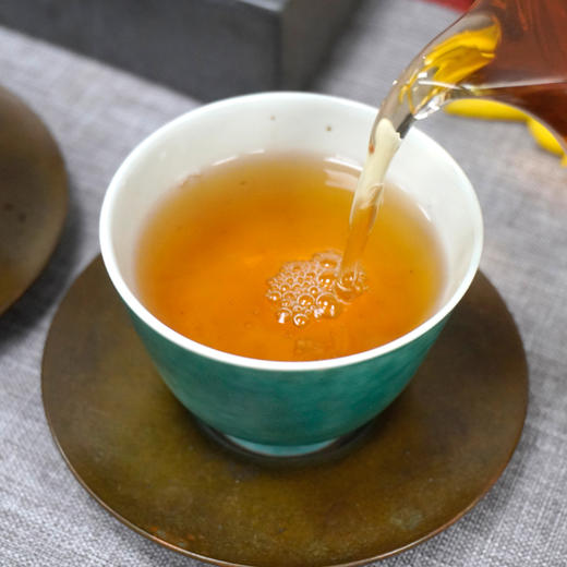 【勐库茶魂】2011年勐库戎氏勐库茶魂普洱茶生茶饼 云茶杯金奖作品 一片500克经典戎氏茶品 商品图5