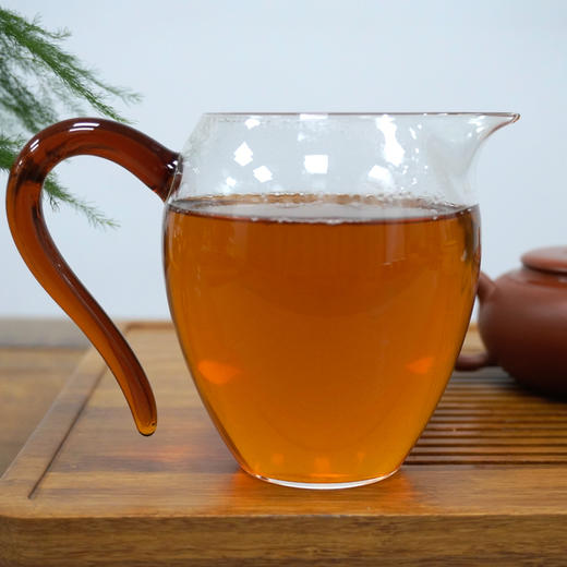 【高性价比下关沱】2010年下关金丝沱干仓经典下关沱一盒100克 标价为5盒共500克的价格 商品图5