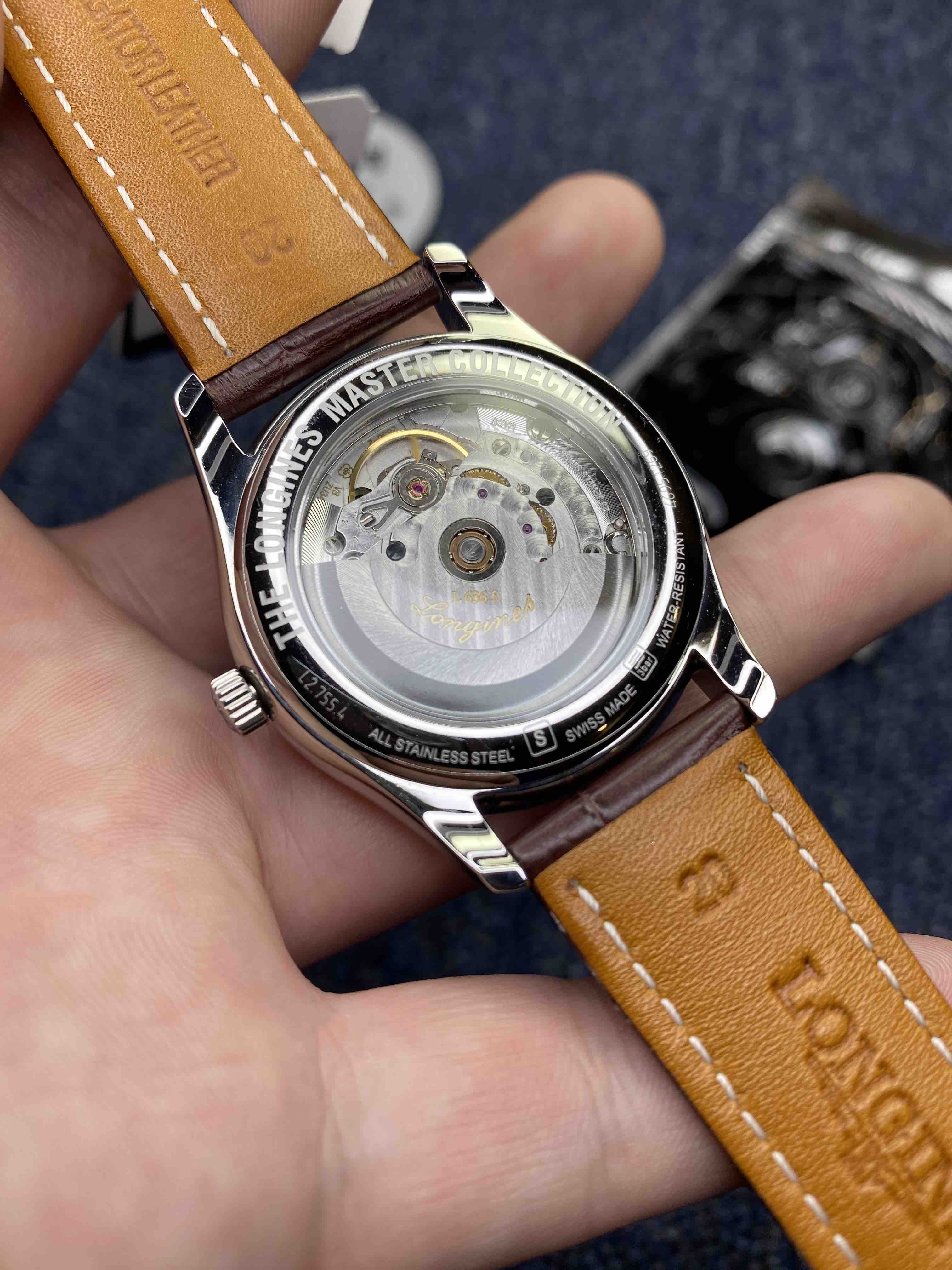 775 搭载和正品一致的原装瑞士eta2836-2