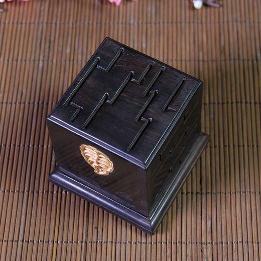 家大业大古徽风°紫光檀镶黄杨盘香盒 商品图1